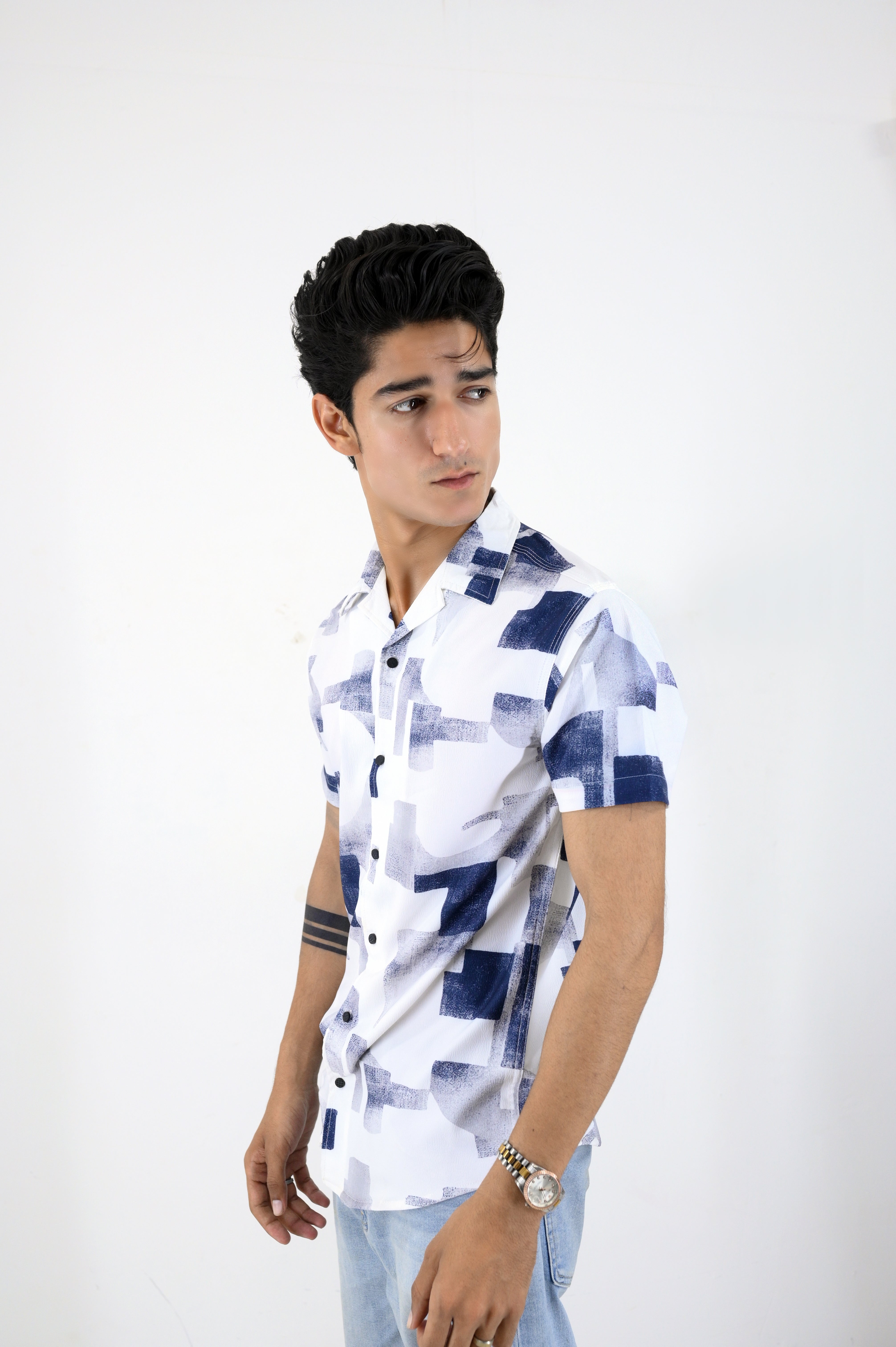 Summer Breeze Urban Brushstroke Casual Half Sleeve Shirt - White And Navy Blue